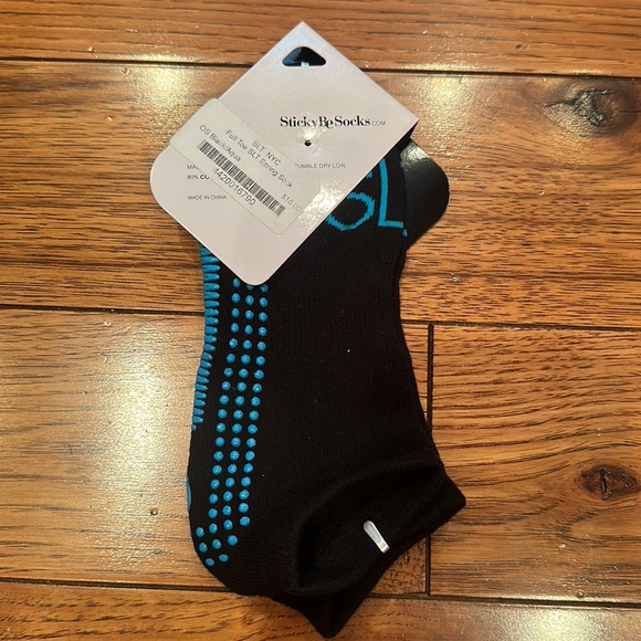 Grip Socks - Picture 2 of 3